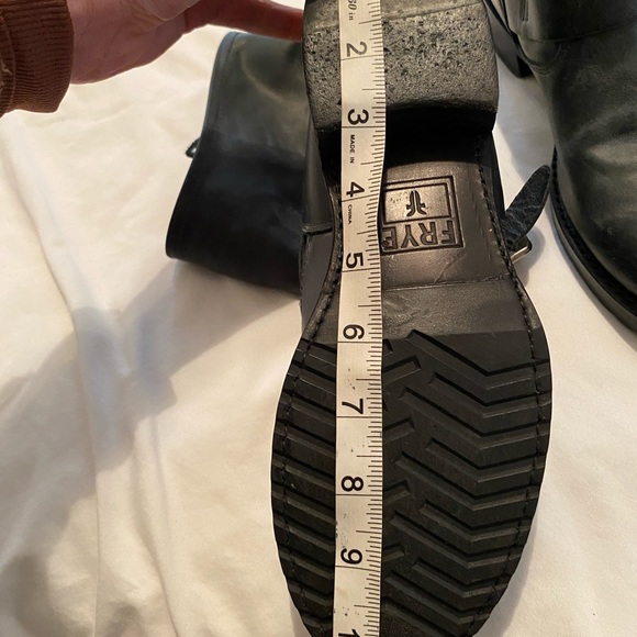 Frye Veronica boots. Size 8. Like new! - Picture 7 of 9